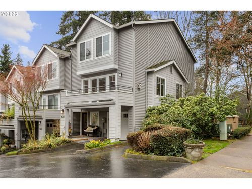 4520 Lower Dr, Lake Oswego, OR, 97035-5382 | Card Image