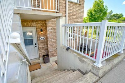 8D - 50 Howe Dr, Condo with 1 bedrooms, 1 bathrooms and 1 parking in Kitchener ON | Image 2