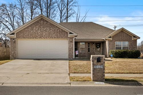 5625 Trammel Estates Dr, North Little Rock, AR, 72117-2284 | Card Image