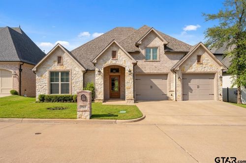 7517 Cross Gate Way, Tyler, TX, 75703-0714 | Card Image
