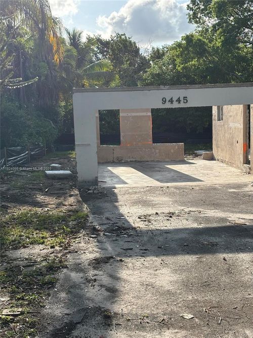 9445 Sw 73rd Ave, Pinecrest, FL, 33156-2916 | Card Image