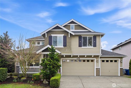 4719 Ne 2nd St, Renton, WA, 98059-4942 | Card Image