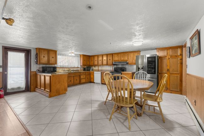 Large kitchen | Image 8