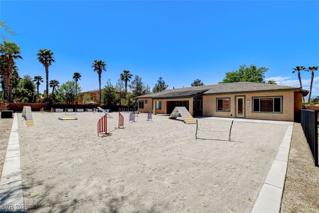 7504 Via Sistina St, House other with 3 bedrooms, 4 bathrooms and null parking in Las Vegas NV | Image 49