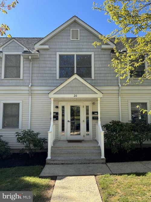 20 W Franklin Ave, Pennington, NJ, 08534-2234 | Card Image