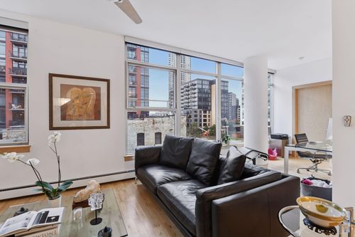 unit-435-215 10th Ave S, Minneapolis, MN, 55415-1782 | Card Image