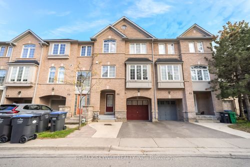 64 Bernard Ave, Brampton, ON, L6Y5S4 | Card Image