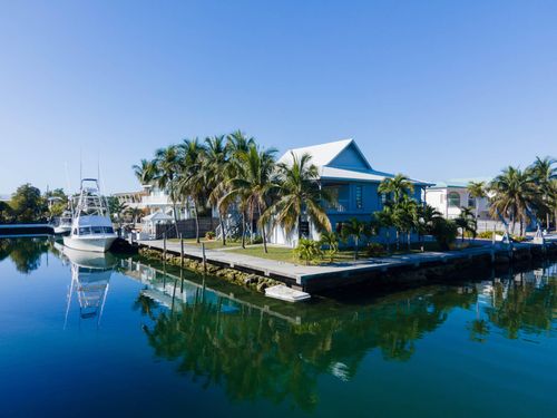 216 Sonny Rd, Tavernier, FL, 33070-2334 | Card Image