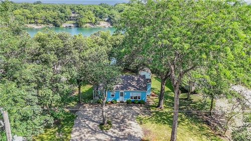 254 Rose Marie Dr, Linn Valley, KS, 66040-5412 | Card Image