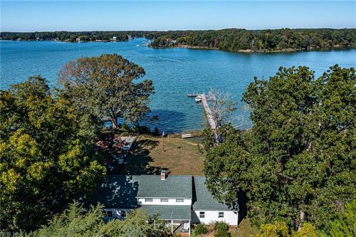 259 Solitude Dr, Reedville, VA, 22539-3734 | Card Image