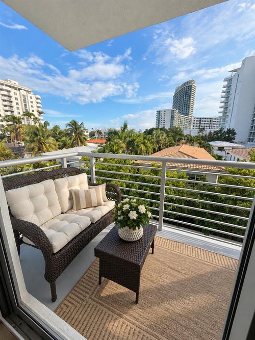 406-1450 Lincoln Rd, Miami Beach, FL, 33139-3258 | Card Image