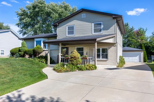 713 Oklahoma Way, Elk Grove Village, IL, 60007-2824 | Card Image