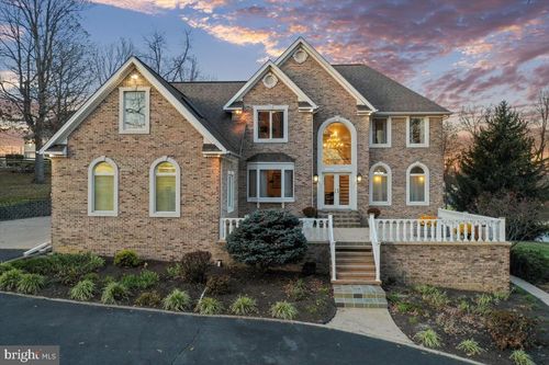 50 Cottage Dr, Luray, VA, 22835-9201 | Card Image