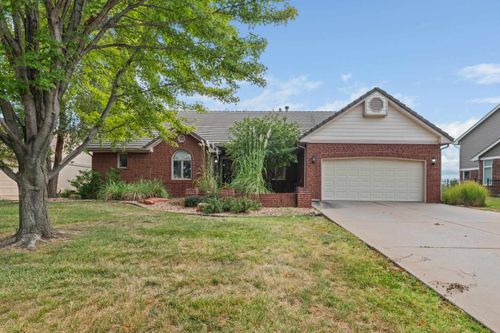 4014 N Tara Cir, Wichita, KS, 67226-3335 | Card Image