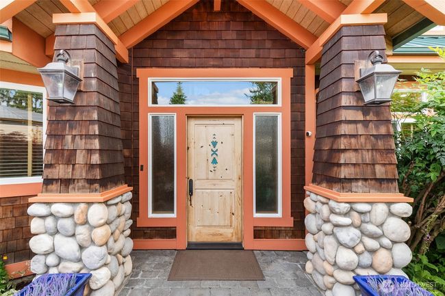 16375 Ne 44 Th Ct, House other with 3 bedrooms, 3 bathrooms and 3 parking in Redmond WA | Image 37