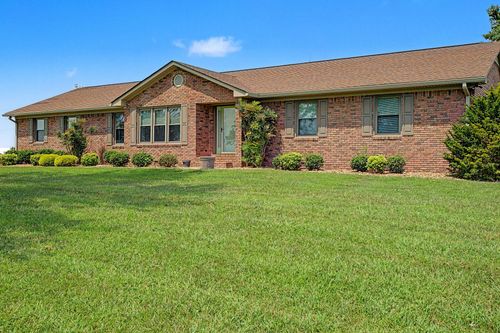 6730 Pierce Ln, Hopkinsville, KY, 42240-8578 | Card Image