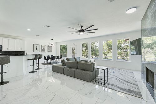 3805 Overlook Ct, The Colony, TX, 75056-3916 | Card Image