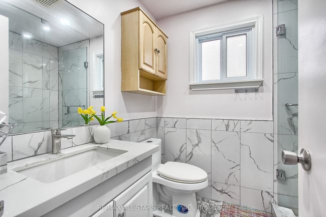 48 Archdekin Dr, House attached with 5 bedrooms, 3 bathrooms and 4 parking in Brampton ON | Image 31