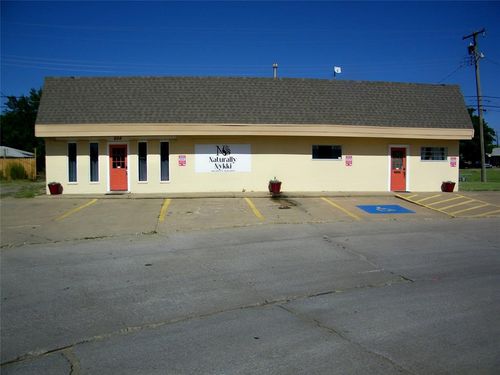 604 N Van Buren St, Enid, OK, 73703-4457 | Card Image