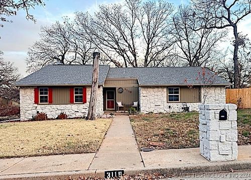 3119 Maple Drive, Sand Springs, OK, 74063 | Card Image