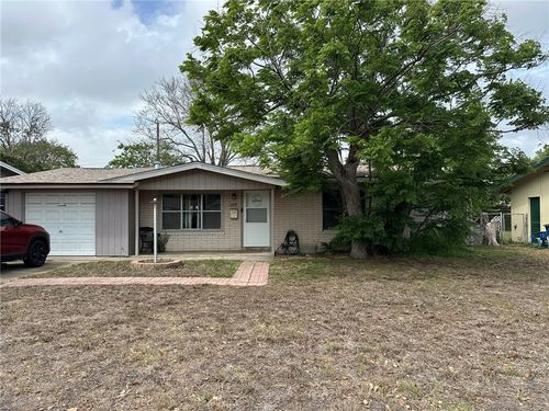 107 Melba Dr, Portland, TX, 78374-1433 | Card Image