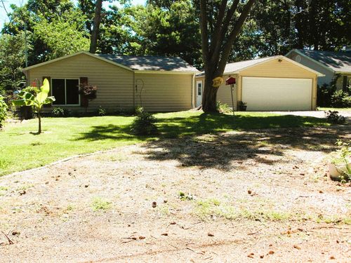 1734 Moonglow Rd, Centralia, IL, 62801-6766 | Card Image