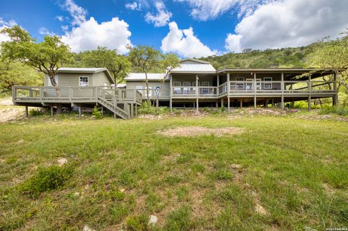 574 Saddle Mountain Rd, Leakey, TX, 78873 | Card Image