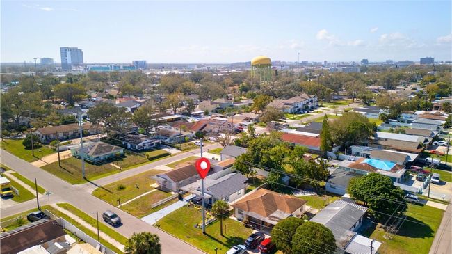2404 N Lincoln Ave, House other with 2 bedrooms, 1 bathrooms and null parking in TAMPA FL | Image 5