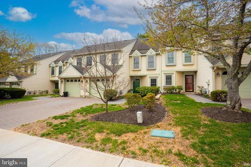 62 Fair Acres Ct, Princeton, NJ, 08540-9588 | Card Image