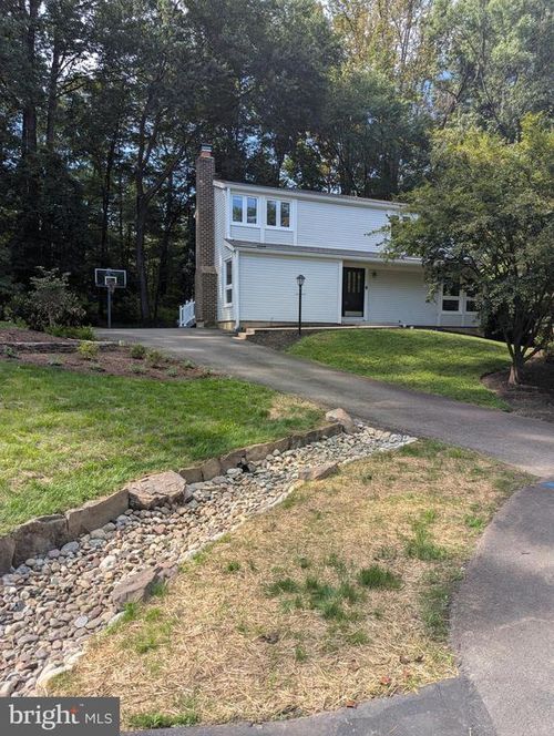 11234 Hunting Horn Ln, RESTON, VA, 20191-4512 | Card Image