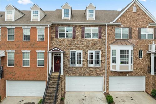 11200 Brunson Dr, Johns Creek, GA, 30097-8471 | Card Image