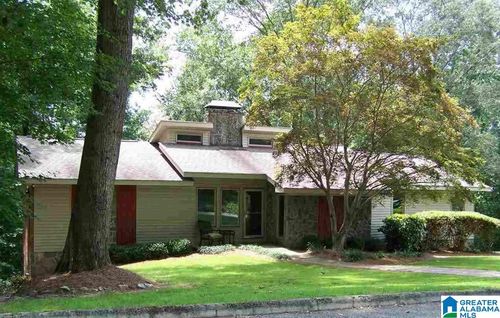 18 Miller Dr, Sylacauga, AL, 35151-6557 | Card Image