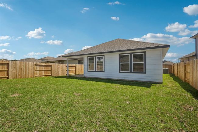 18758 Bliss Pl, House other with 3 bedrooms, 2 bathrooms and 2 parking in New Caney TX | Image 39
