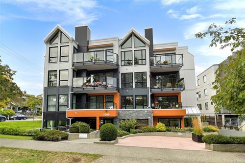401-1000 Park Blvd, Victoria, BC, V8V2T4 | Card Image