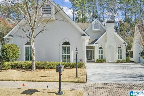 3013 Summerwood Ln, HOOVER, AL, 35242-4151 | Card Image