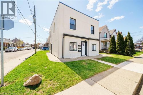 2-32 Britannia Ave, Hamilton, ON, L8H1W4 | Card Image
