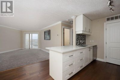 2205 - 38 Riedel St, Condo with 2 bedrooms, 2 bathrooms and 1 parking in Fort Mcmurray AB | Image 2