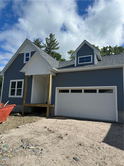 47 Wyndham Way, North Kingstown, RI, 02852-2048 | Card Image