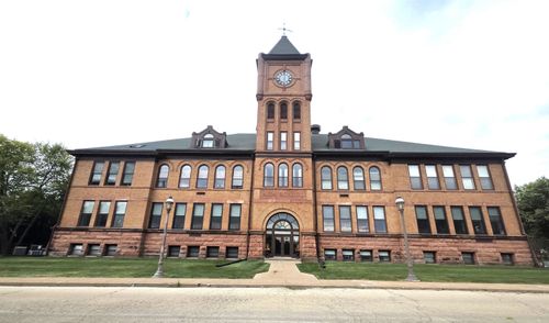 apt-210-411 S Prospect St, Galena, IL, 61036-2161 | Card Image