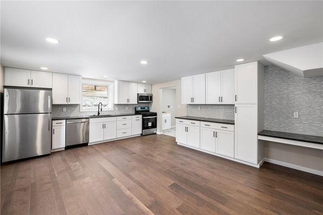 155 Old East Butler Road., House other with 4 bedrooms, 3 bathrooms and 3 parking in Summit Twp - BUT PA | Image 11