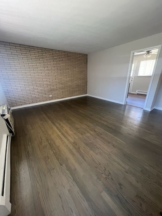 APT-2 - 593 Park Plz, Condo with 2 bedrooms, 1 bathrooms and 1 parking in GLEN ELLYN IL | Image 6