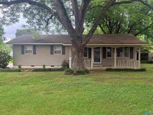 500 Crestline Dr Sw, Hartselle, AL, 35640-2609 | Card Image