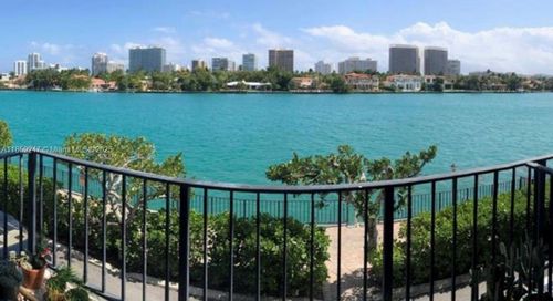 apt-204-10101 E Bay Harbor Dr, Bay Harbor Islands, FL, 33154-1201 | Card Image