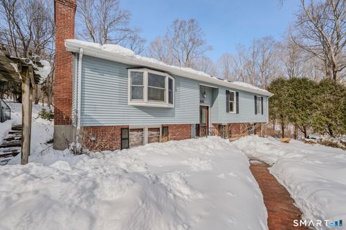 901 Old Colchester Rd, Oakdale, CT, 06370-1649 | Card Image