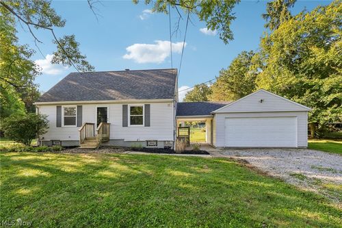 3124 Boston Rd, Brunswick, OH, 44212-1301 | Card Image