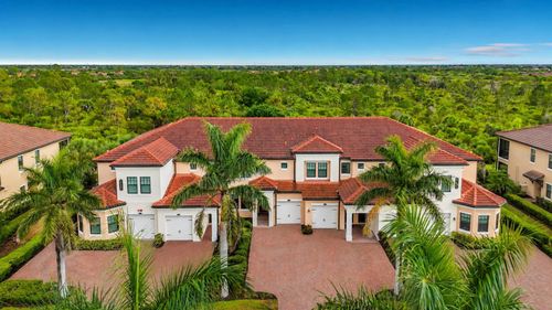 102-10051 Crooked Creek Dr, VENICE, FL, 34293-7401 | Card Image