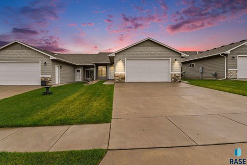 1402 Foss Ave S Avenue S, Sioux Falls, SD, 57110 | Card Image