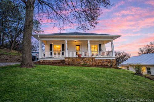 920 N Main Street, Barnsdall, OK, 74002 | Card Image