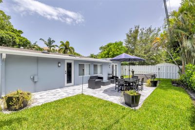 Pristine backyard and patio. Very private. Abuts Island City Park Preserve. | Image 3