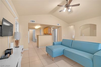 2322 - 10001 Peace Way, Condo with 2 bedrooms, 2 bathrooms and null parking in Las Vegas NV | Image 3